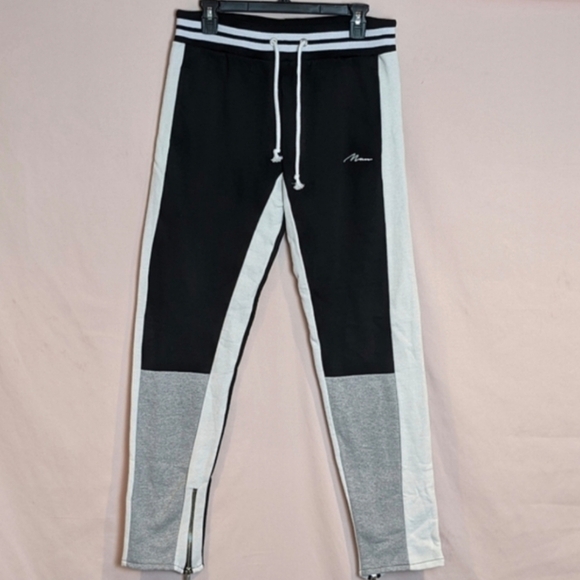 Boohoo Man Fit Color Block Zipper Hem Joggers in Black and Gray size XL - Picture 1 of 9